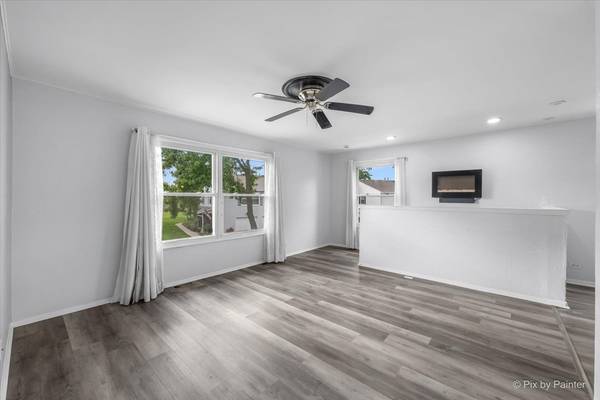 764 Gloucester DR #764, Elk Grove Village, IL 60007