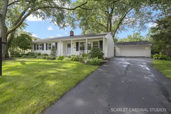 213 W Gartner RD, Naperville, IL 60540