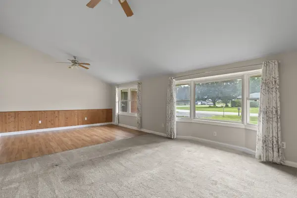 46W550 Katie DR, Big Rock, IL 60511
