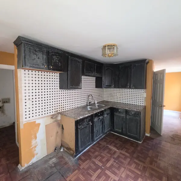 11833 S HARVARD AVE, Chicago, IL 60628