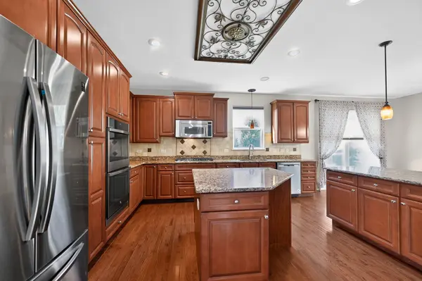 274 ROCKVILLE LN, Gilberts, IL 60136