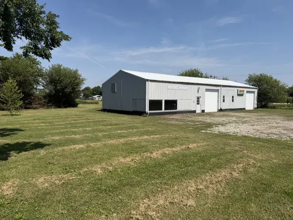 2066 County Road 3000, Rantoul, IL 61866