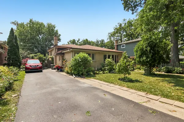 205 Glenview RD, Glenview, IL 60025
