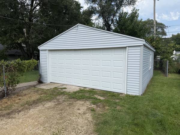 918 WINDSOR RD, Loves Park, IL 61111
