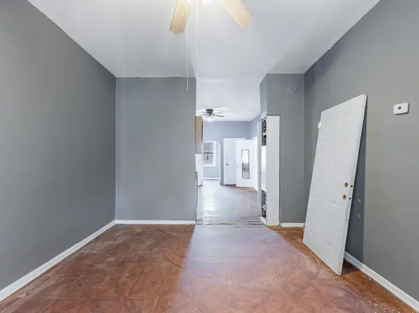 4722 S Ada ST, Chicago, IL 60609