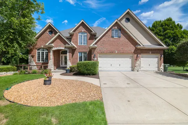 22417 Hughes ST, Frankfort, IL 60423