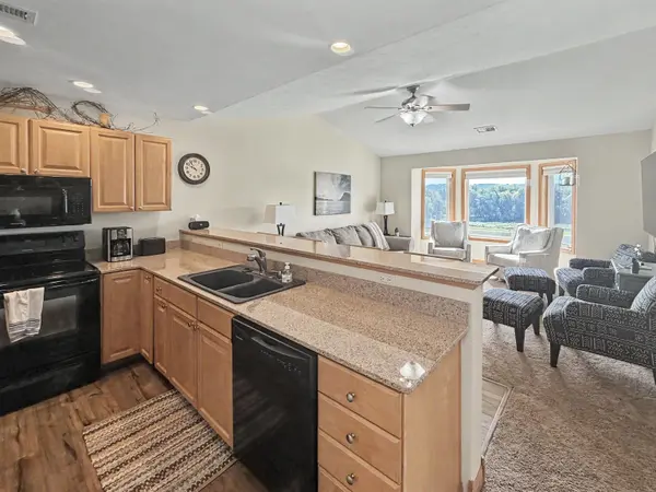 605 Sandy Point RD #322, Harpers Ferry, IA 52146