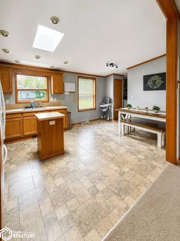 280 W Center St., Britt, IA 50423