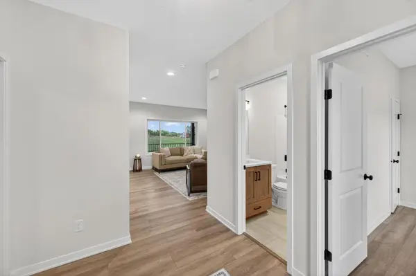 6128 Cody LN NW, Rochester, MN 55901