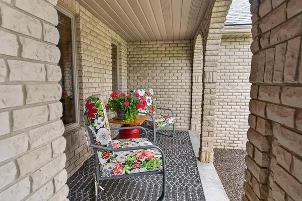 25710 Oakman AVE, Lindstrom, MN 55045