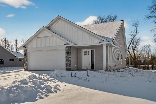 31720 Madison RD, Lindstrom, MN 55045