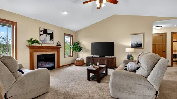 4409 Echo Valley DR, Eau Claire, WI 54701