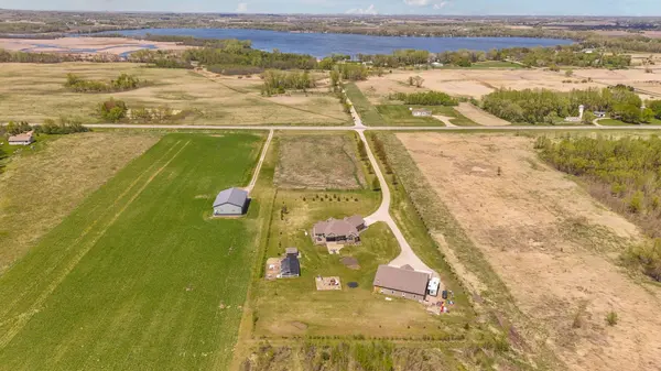 15599 138th AVE NE, Spicer, MN 56288