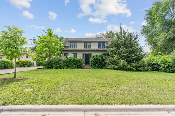 636 School ST, Anoka, MN 55303
