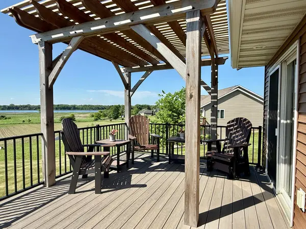 1798 Tiger Ridge DR, Albert Lea, MN 56007