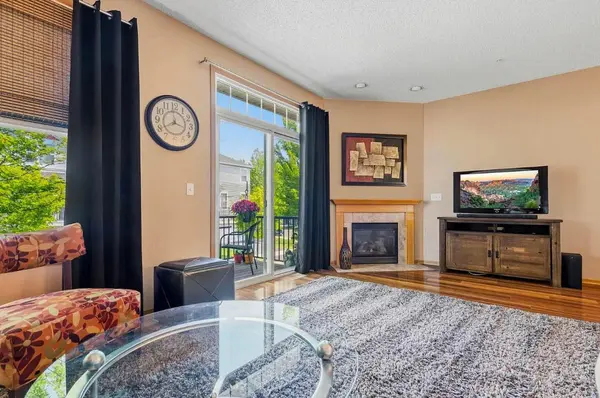 407 Lookout PL NE, Columbia Heights, MN 55421