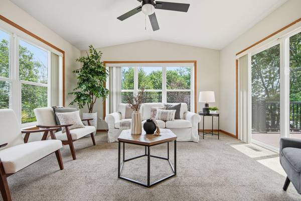 749 Ali LN, Victoria, MN 55386