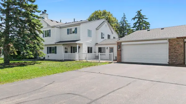 15720 Griffon PATH, Apple Valley, MN 55124