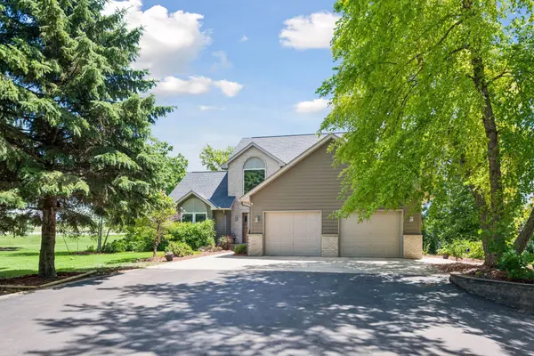 5453 124th CT E, Northfield, MN 55057