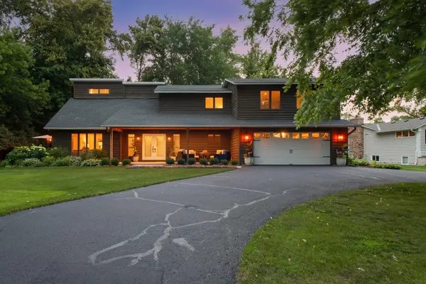 4430 Shady LN, Mound, MN 55364