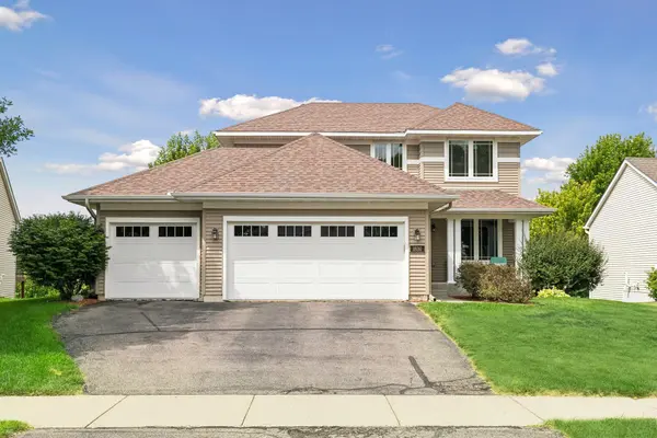 1830 Penstemon LN, Shakopee, MN 55379