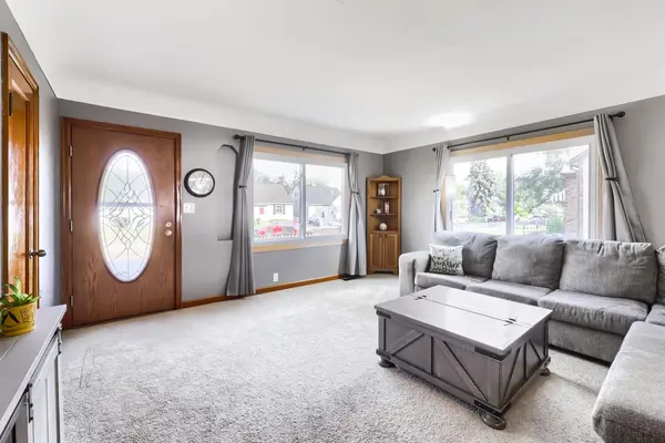 824 6th AVE S, South Saint Paul, MN 55075
