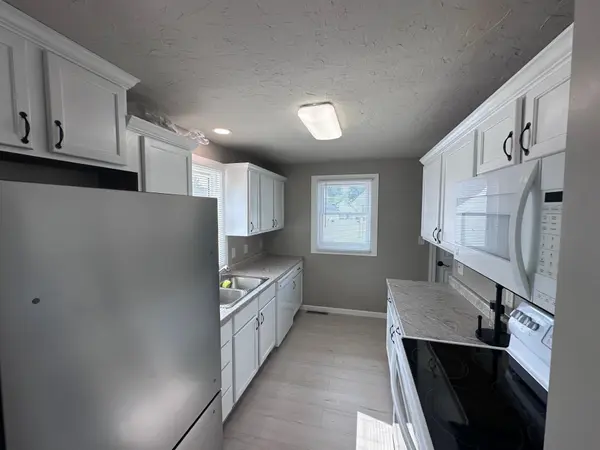 213 11th AVE SW, Austin, MN 55912