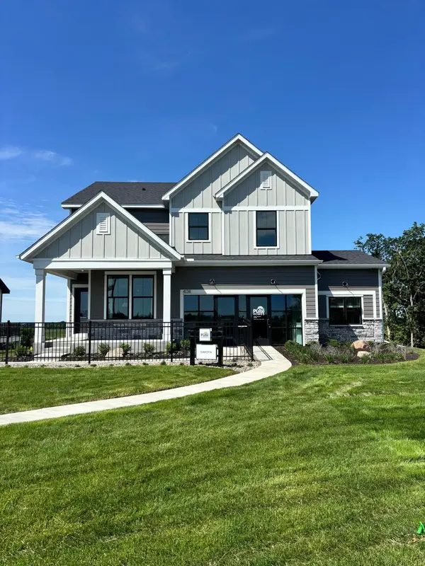 3746 Holbrook DR, Waconia, MN 55387