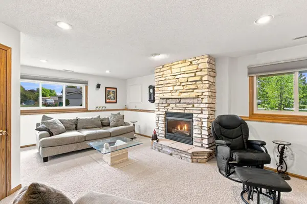 12555 Hillside LN SE, Becker, MN 55308