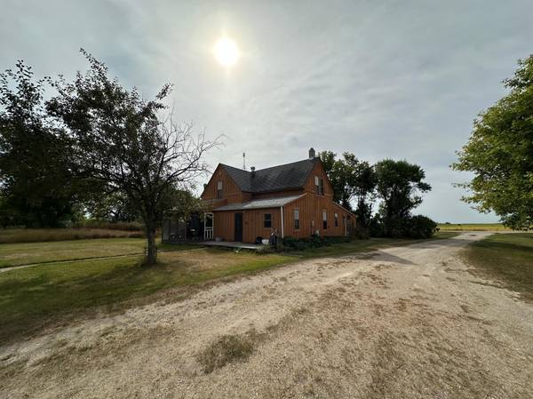 1372 190th ST, Kent, MN 56553