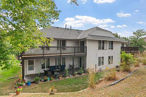 4165 Hilltop PT #204, Eagan, MN 55123