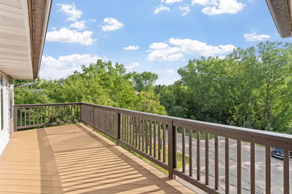 4165 Hilltop PT #204, Eagan, MN 55123