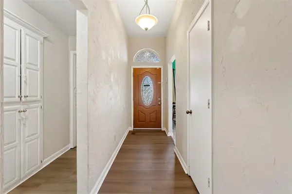 17300 Valley Crest, Edmond, OK 73012