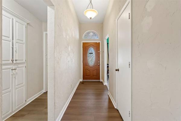 17300 Valley Crest, Edmond, OK 73012