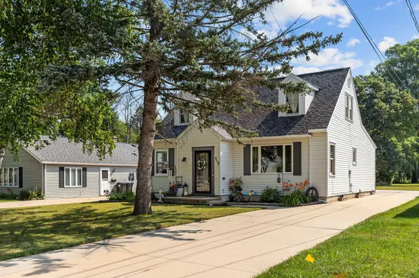312 S LAKE ST,  Neenah,  WI 54956