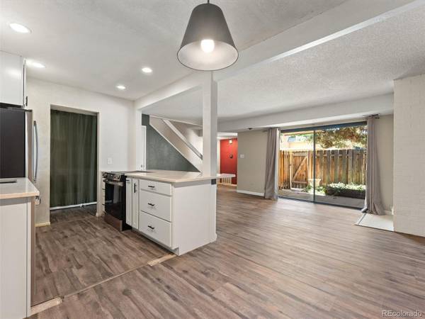 7995 E Mississippi AVE #D7, Denver, CO 80247