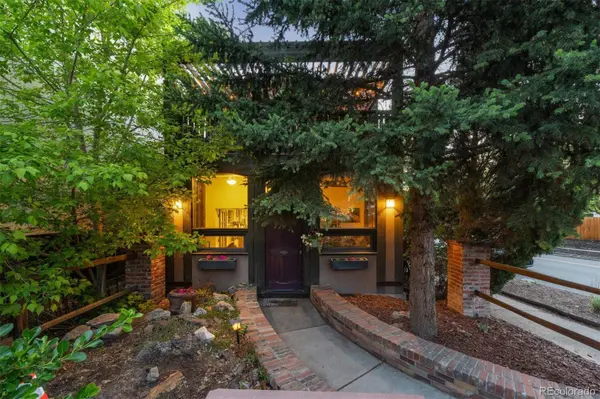 2001 S Marion ST, Denver, CO 80210