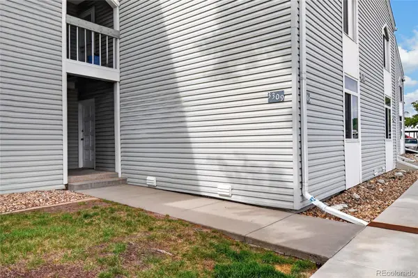 3309 S Monaco Street Pkwy #A, Denver, CO 80222