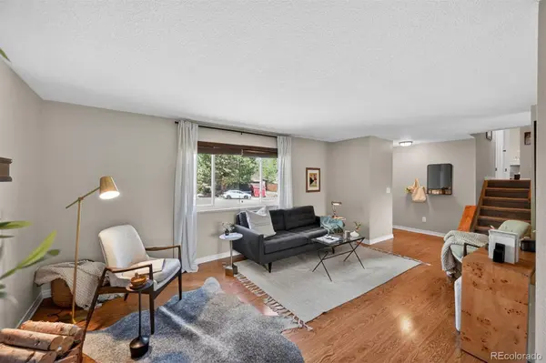 7356 Beech CT, Arvada, CO 80005