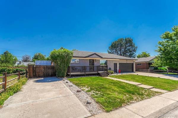 1521 Coring PL, Northglenn, CO 80233