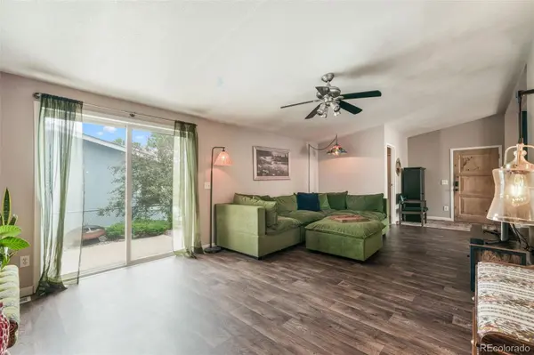2550 Wheaton DR, Colorado Springs, CO 80904