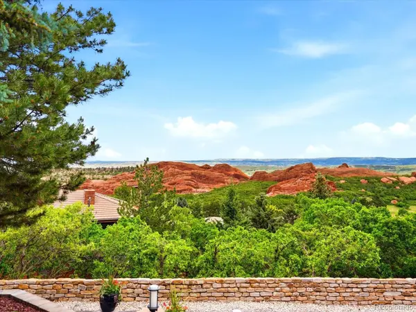 6081 Silver Thorn RUN, Littleton, CO 80125