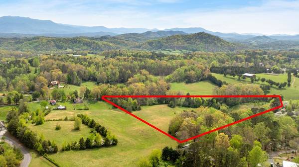 1098 Cummings Chapel Rd, Sevierville, TN 37876