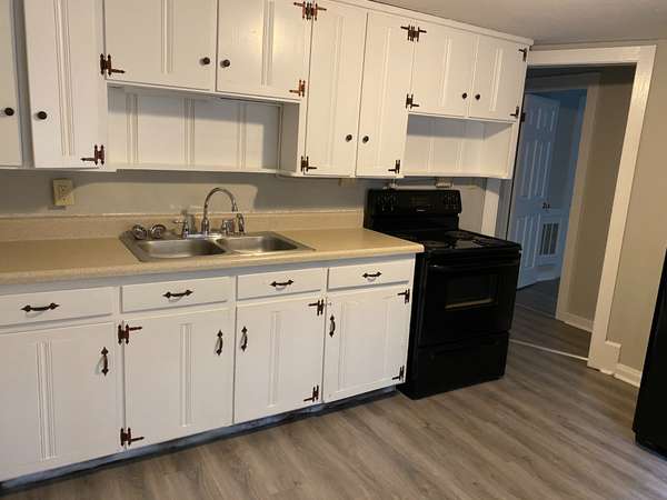 406 Hietts Ln #Downstairs, Clarksville, TN 37043