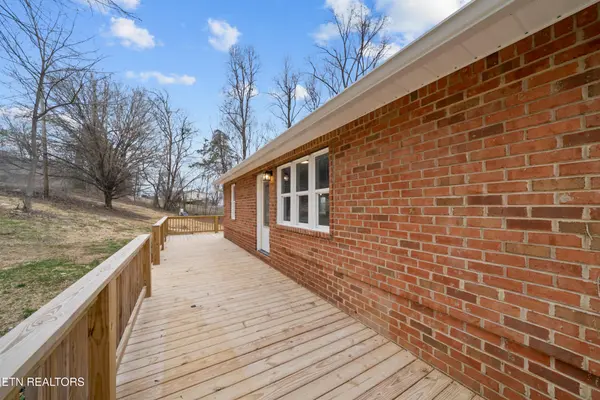 1080 Old Cavalry Rd, Cookeville, TN 38506