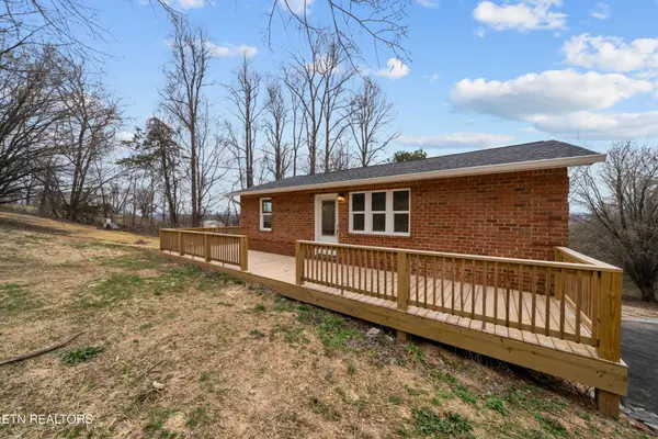 1080 Old Cavalry Rd, Cookeville, TN 38506