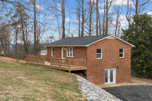 1080 Old Cavalry Rd, Cookeville, TN 38506