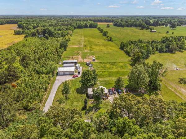 200 Swann Rd, Manchester, TN 37355