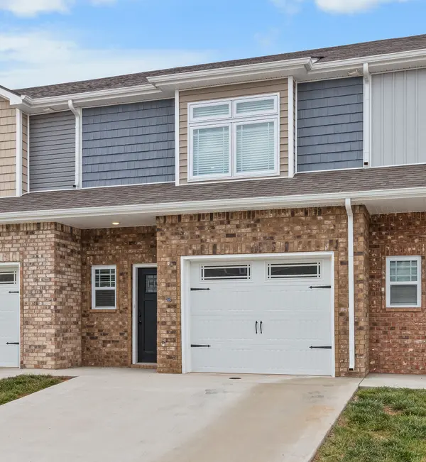 349 Fallow Cir, Clarksville, TN 37040