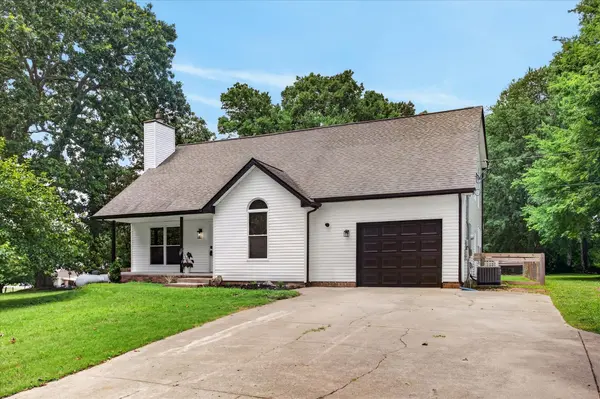 380 Martin Rd, Clarksville, TN 37042